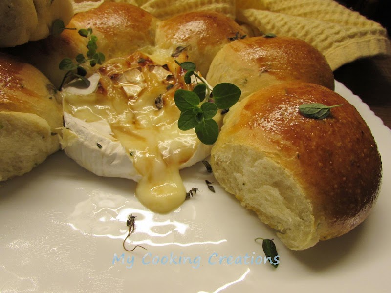 Ароматен бриош с течно сърце от камамбер * Brioche salata al Camembert 