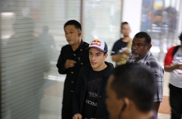 Tiba Di Indonesia Malam ini Marc Marquez Segera Sapa Fans Indonesia