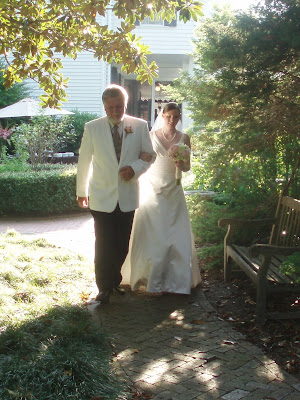 Father of the bride escorts Jessica in for the beginning of the ceremony!