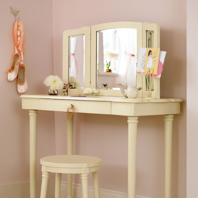 cream colored corner vanity table design with vanity stool bench