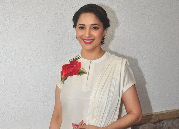 Madhuri Dixit Judges Dance Deewane