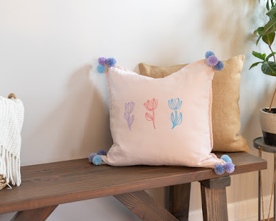 https://handmadeweekly.com/diy-spring-pillow/