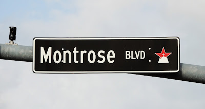 Montrose Blvd signage at West Alabama / Univ. of St. Thomas 