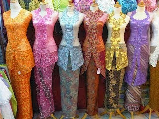 Koleksi Kebaya Untuk Wisuda Modern Terbaru