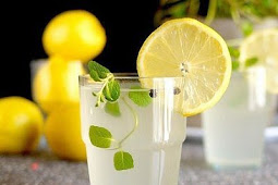 Manfaat Rutin Minum Lemon Hangat Di Pagi Hari