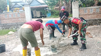 Babinsa Koramil 1423-03/Lilirilau Serda Herianto Gotong Royong Bersama Masyarakat