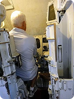 paul-shooting-big-gun
