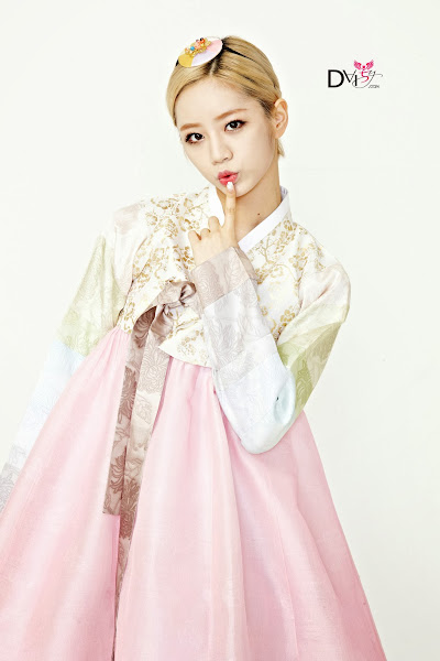 Girls Day Hyeri Lunar 2014 Hanbok