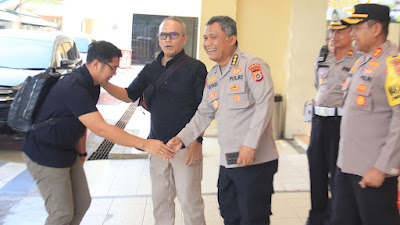 Karo SDM Polda Aceh Jemput Tim Divhubinter Polri Di Bandara SIM