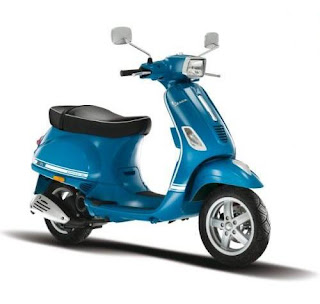 Vespa S 125 Zaffiro (2011) Front Side 2