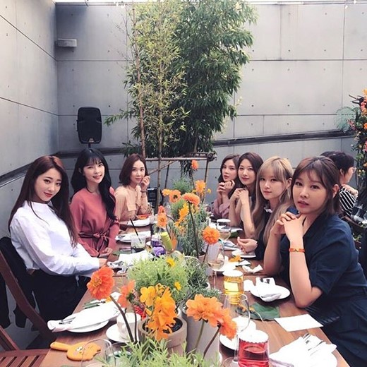Netizen Buzz Nine Muses Gather For Moon Hyuna S Wedding