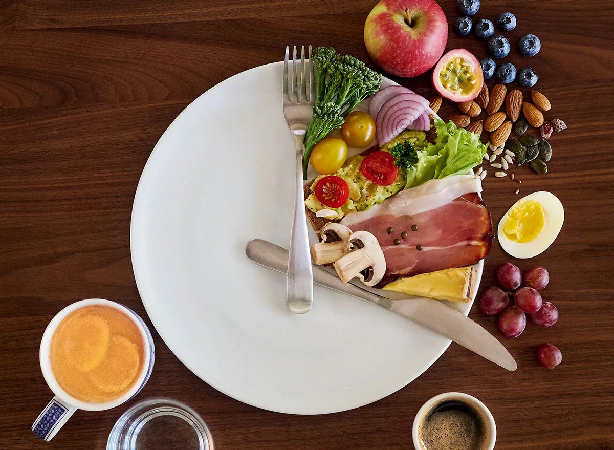 Nhịn ăn gián đoạn (Fasting) Và Top 9 Thực Phẩm Nên Ăn