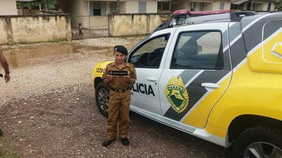 Policiais Militares de Colombo realizam sonho de garoto