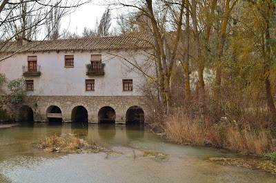 Casa sobre el río en Peñafiel