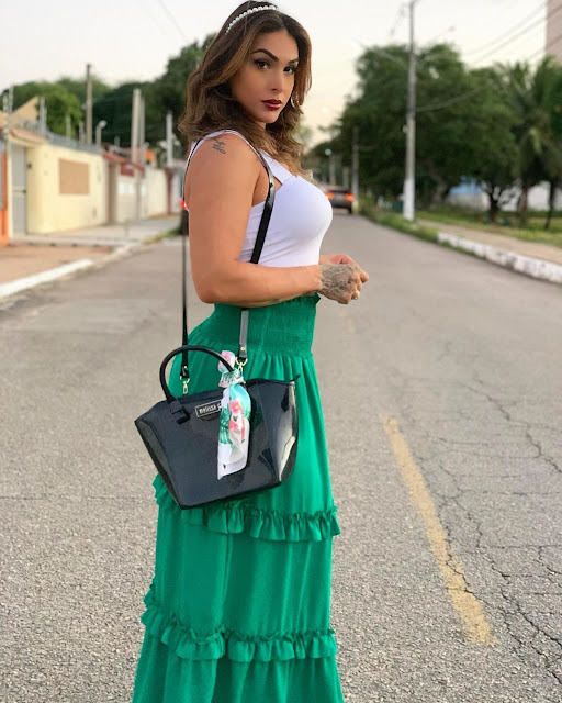 Thaynna Dantas – Most Beautiful Street Style Transgender Women Instagram