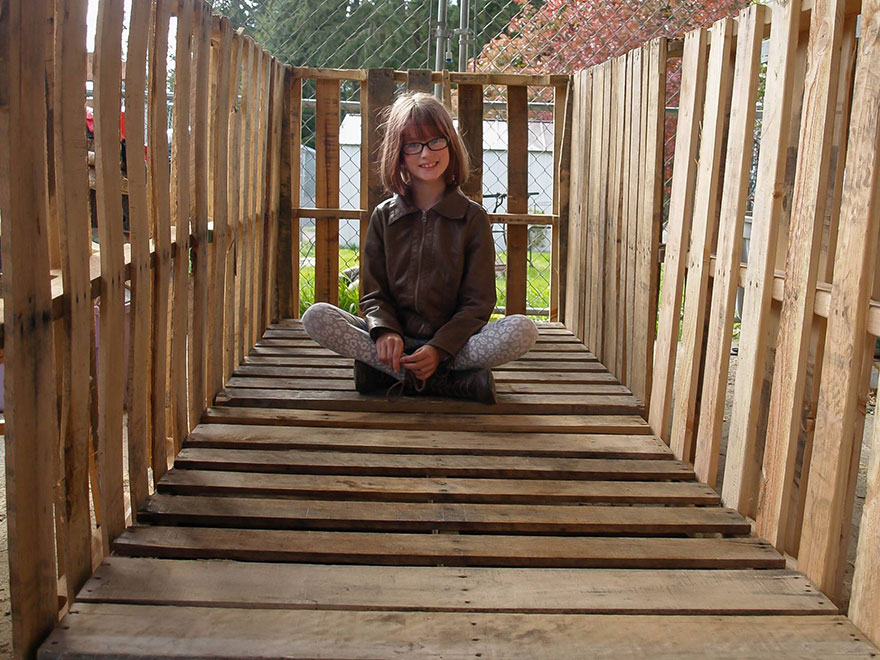 9-year-old builds shelters for the homeless; she also grows them food