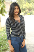 hebah patel new sizzling pics-thumbnail-34