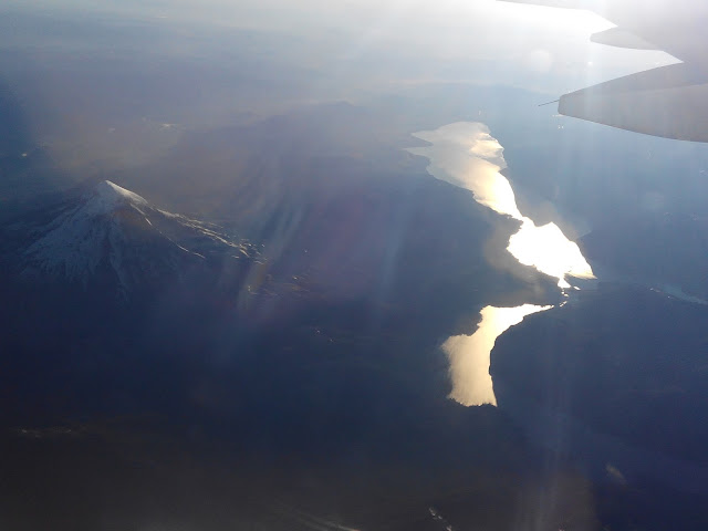 Volcán Lanín y Lago Huechulafquen 