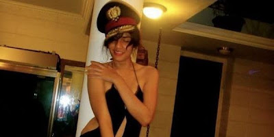 Foto Hot Nakal Polwan Seksi Menggoda