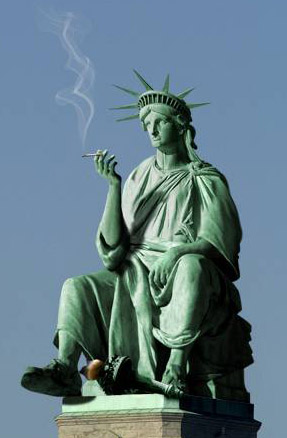 Pencari gambar: ada yang aneh dengan patung liberty