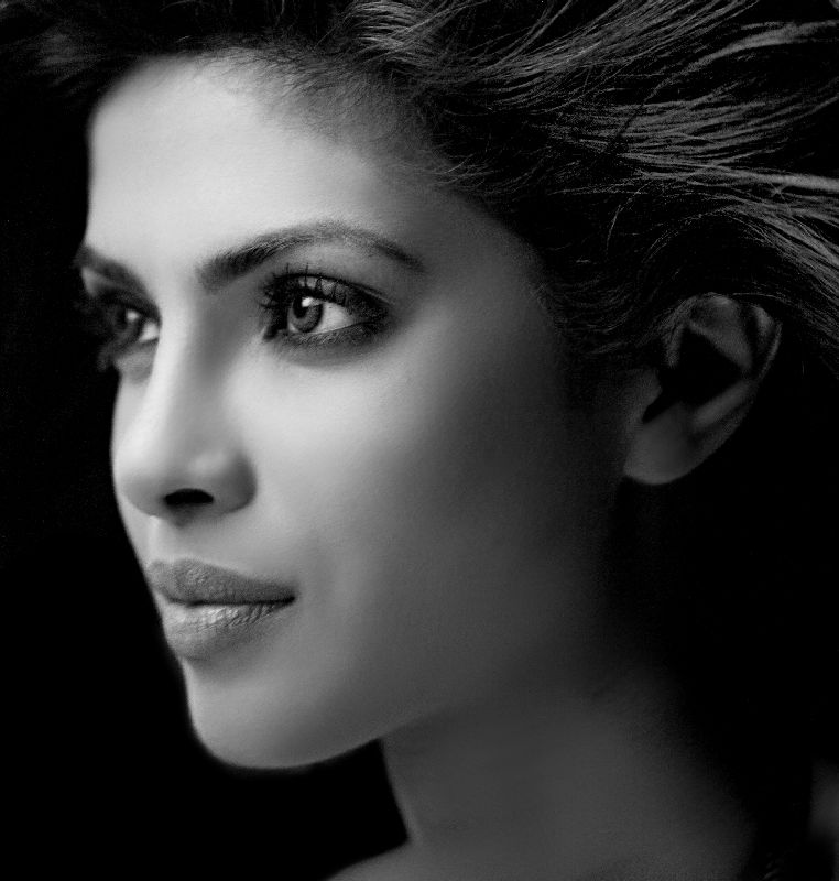 wallpaper of priyanka chopra