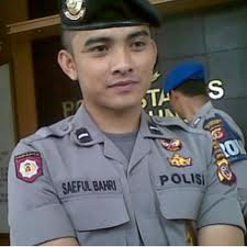 POLISI GANTENG - Saeful Bahri