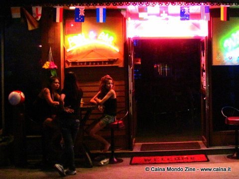 sukunvit red light donne thailandesi