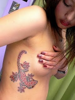 Lizard Tattoo Design on Hot Girl