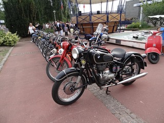 2016.09.11-025 exposition de motos anciennes