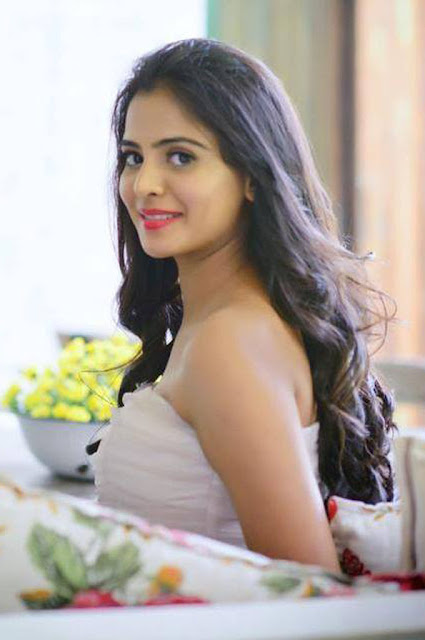 Katamarayudu Actress Manasa Himavarsha Photos