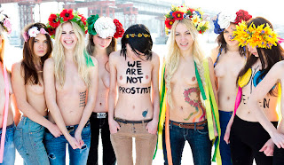 FEMEN - The 'topless' protest group (3)