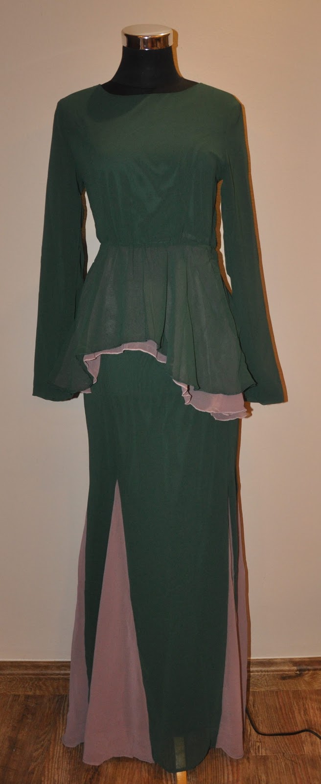 Abyela Etonnante Boutique: Purplum Dress