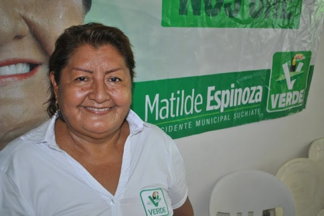 Alcaldesa otorgó actas de nacimiento a guatemaltecos para que votaran por ella