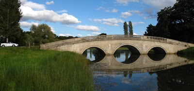 Cottesbrooke Hall grounds