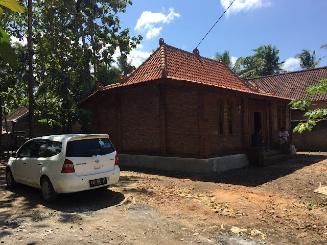 rumah jawa sederhana