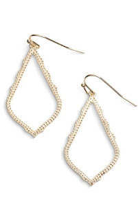 Kendra Scott earrings - BFF gift guide under $50. Birthday gift guide under $50. Birthday presents under $50. Birthday gift guide. | brazenandbrunette.com 