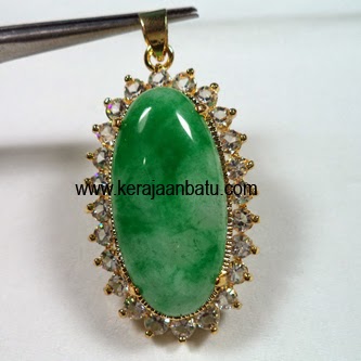 apenturine, adventurine, Batu Permata Natural Aventurine Pendant