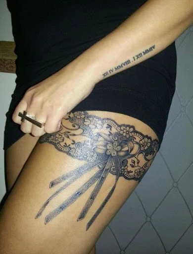 Tatuajes en el muslo para mujeres