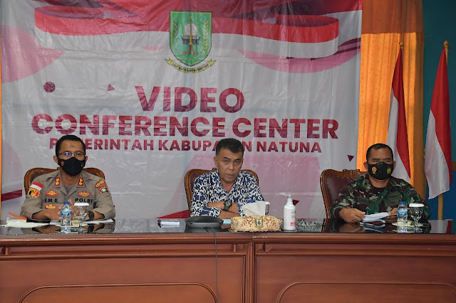Bupati Natuna Memimpin Rapat Koordinasi tentang Pemberlakuan PPKM dan Penanganan Covid-19  Melalui Video Conference