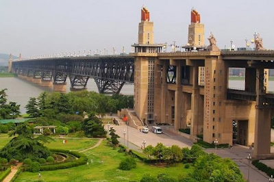 Jembatan Sungai Yangtze Nanjing