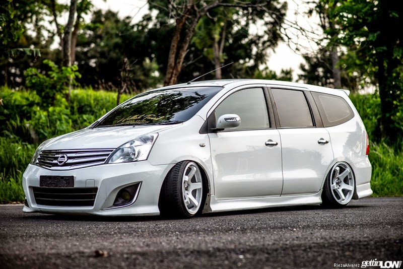 40+ Nissan Grand Livina Full Modifikasi, Inspirasi Terpopuler!