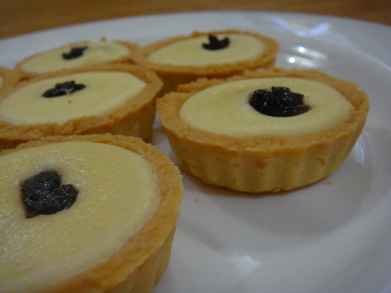 Fae's Little Oven: Blueberry cheese tart