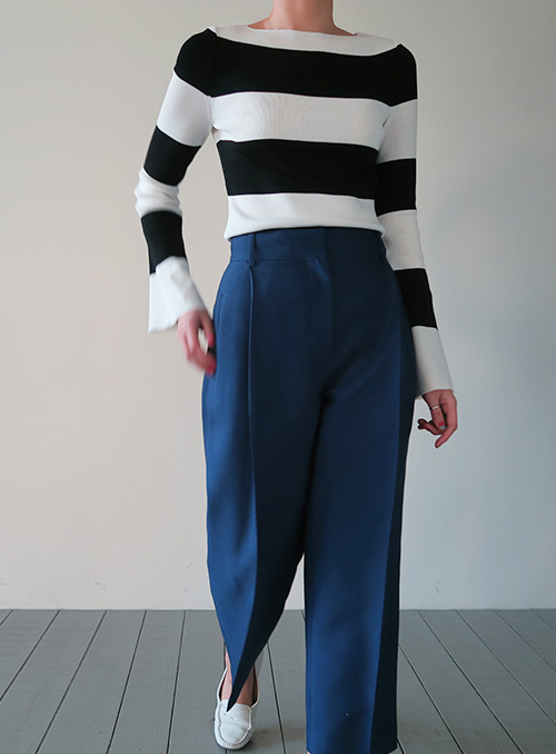  Hook-and-Eye Closure Slacks