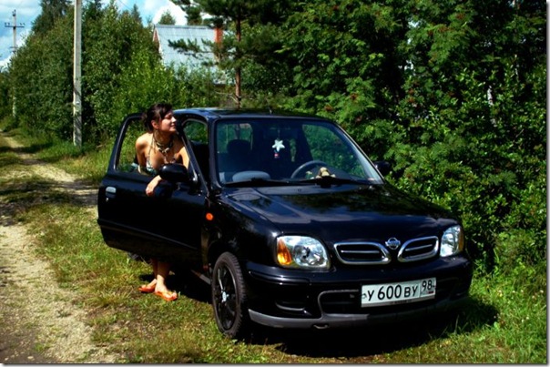 Lindas mulheres russas com carros (6)