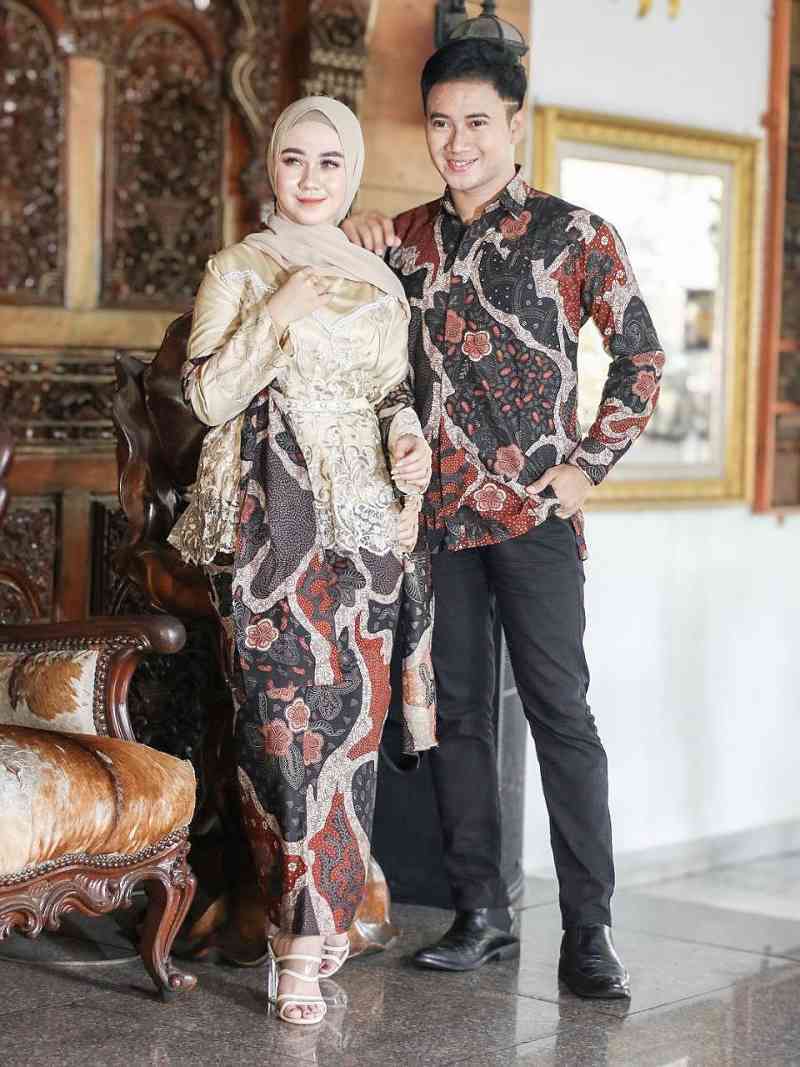 kebaya couple