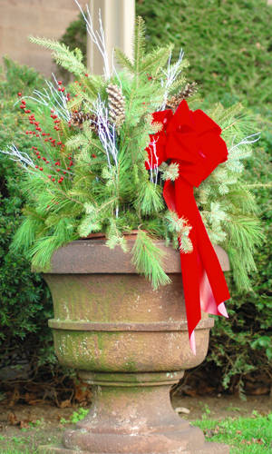  your light christmas window boxes urns christmas window boxes urns