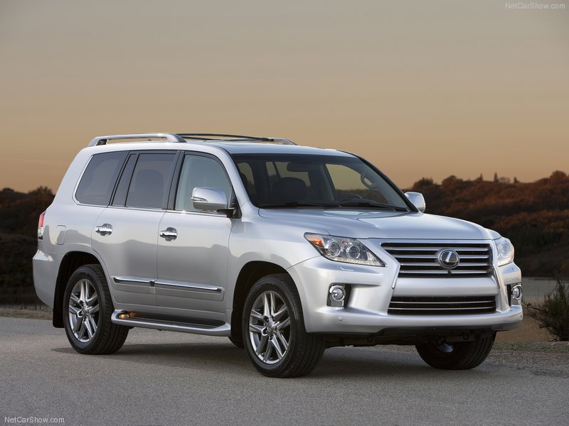 2013 Lexus LX 570 New Look