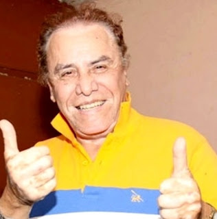 Foto de Augusto Polo Campos sonriendo