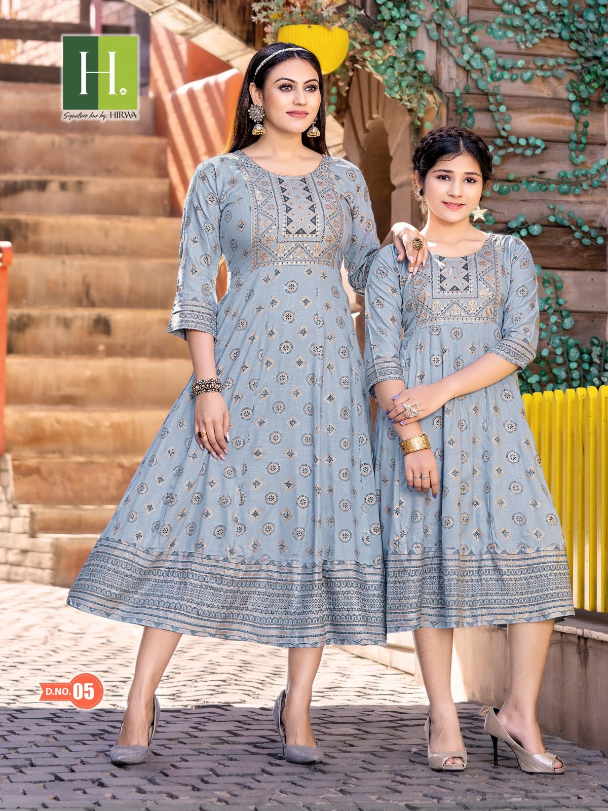 Best Offers on Anarkali kurtis upto 20-71% off - Limited period sale | AJIO