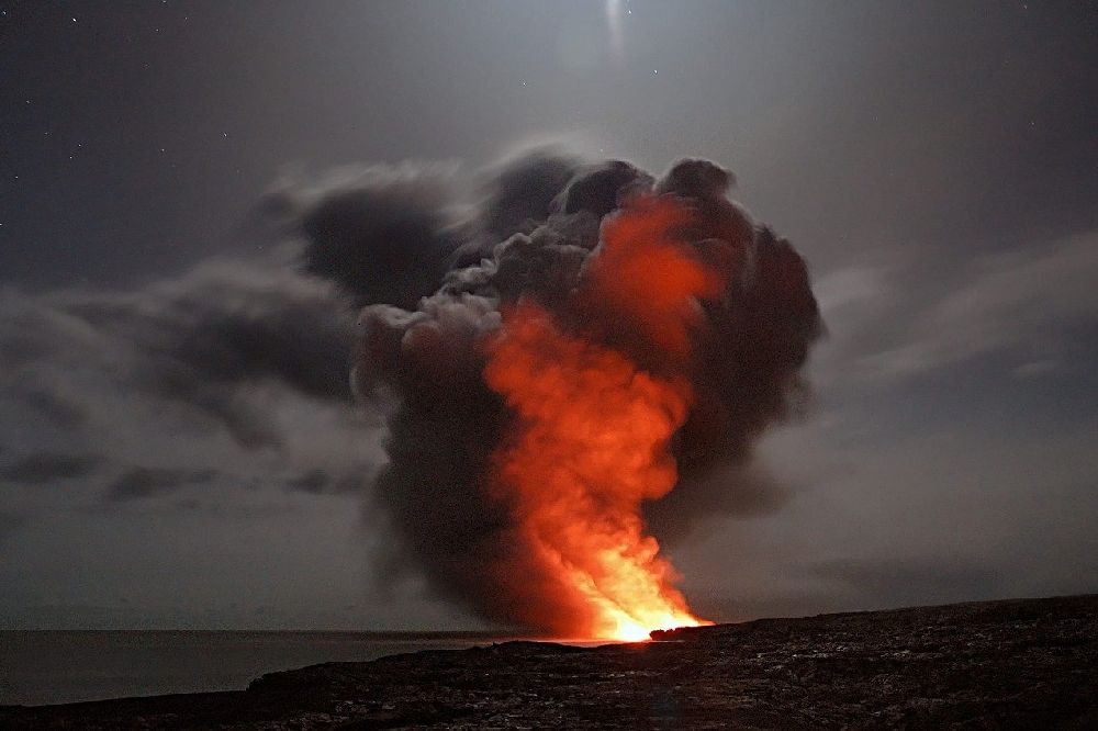 Más emisiones de CO₂ por parte de los volcanes provocan inmensos desastres climáticos
